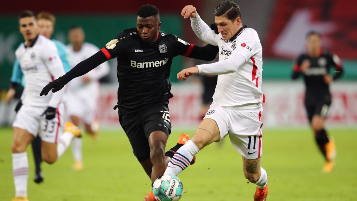 E. Frankfurt vs B. Leverkusen (20:30 &#8211; 15/10) | Xem lại trận đấu