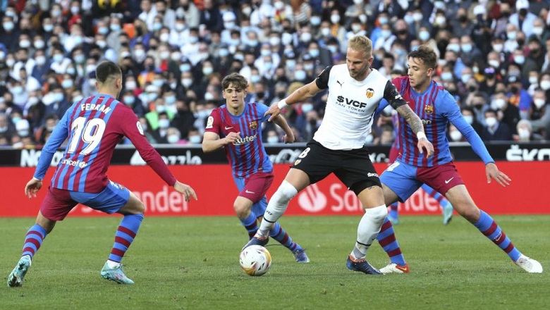 Valencia vs Barcelona (02:00 &#8211; 30/10) | Xem lại trận đấu