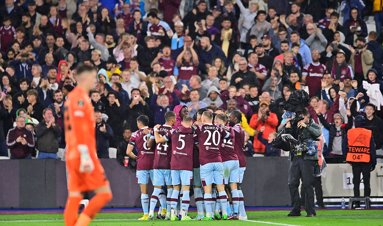 FCSB vs West Ham (03:00 &#8211; 04/11) | Xem lại trận đấu