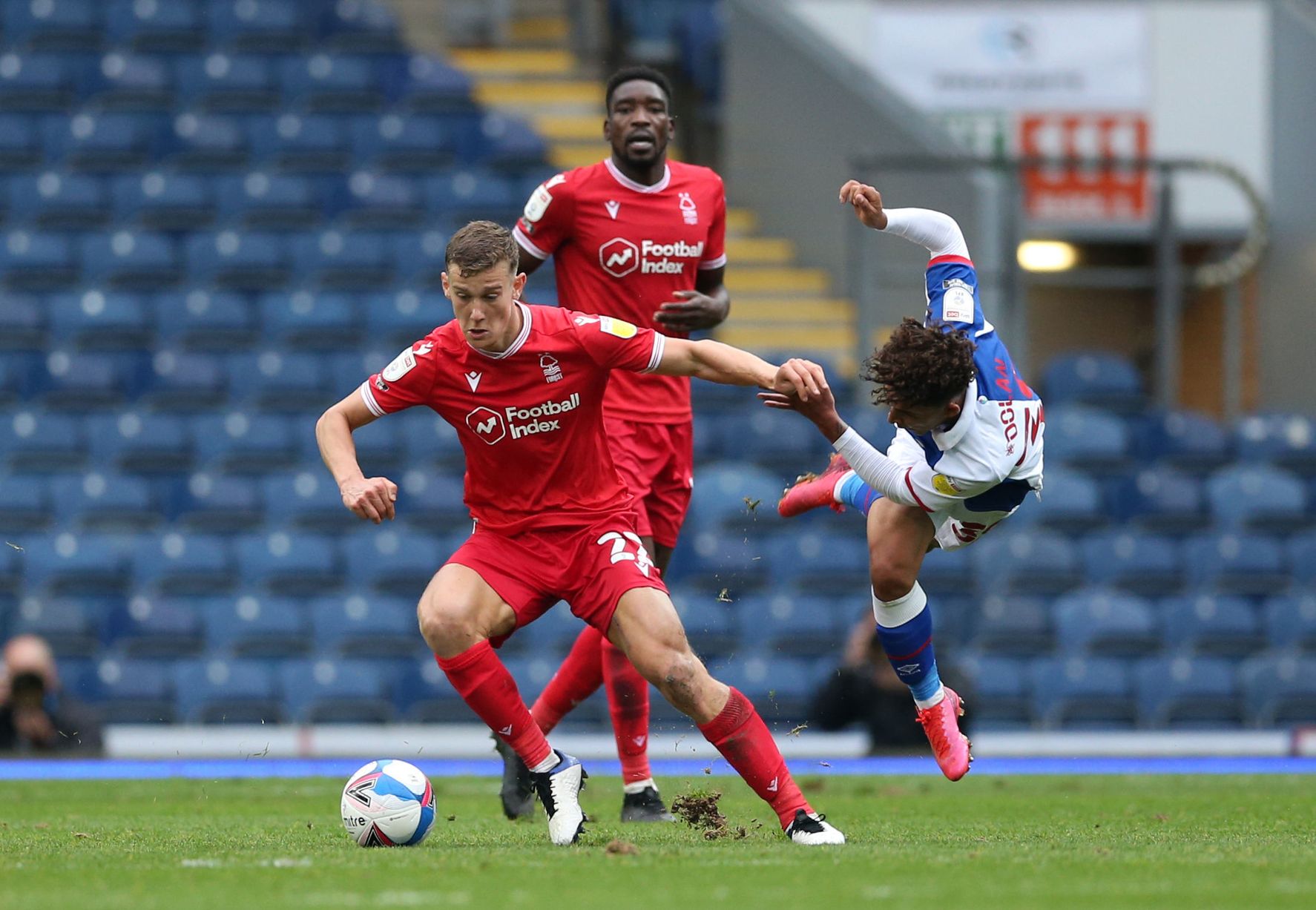 Blackburn Rovers vs Nottingham (02:45 &#8211; 22/12) | Xem lại trận đấu