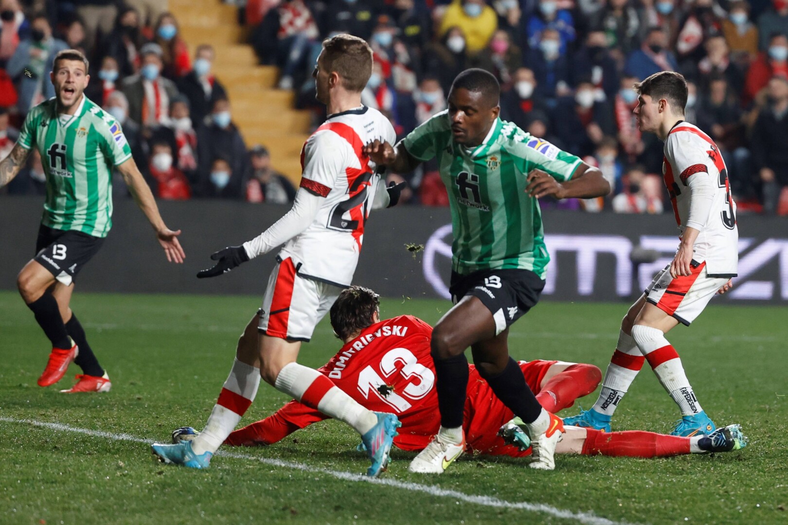 Rayo Vallecano vs Real Betis (22:15 &#8211; 08/01) | Xem lại trận đấu