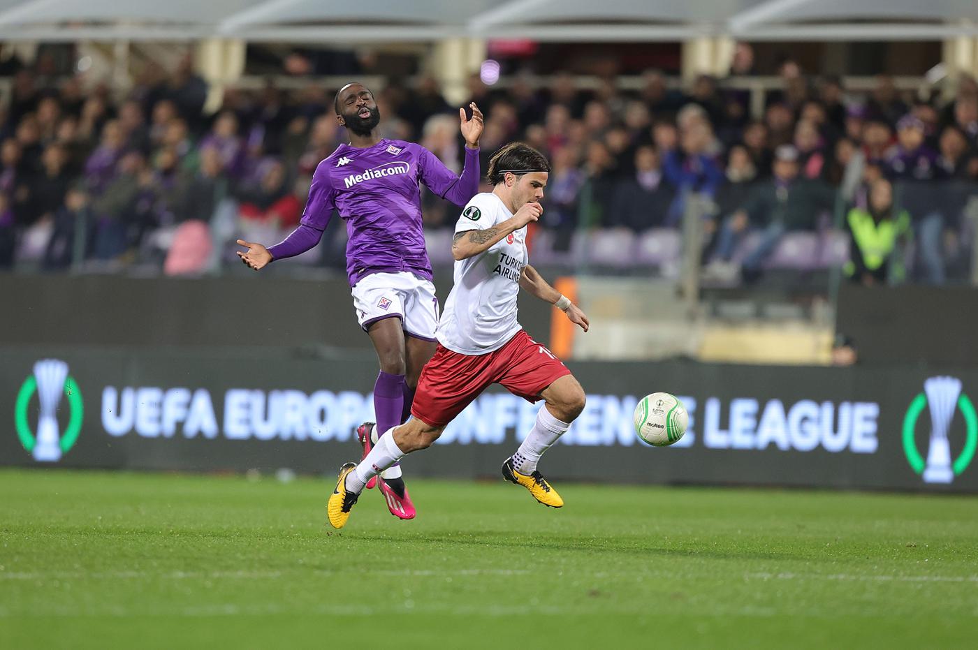 Sivasspor vs Fiorentina (00:45 &#8211; 17/03) | Xem lại trận đấu