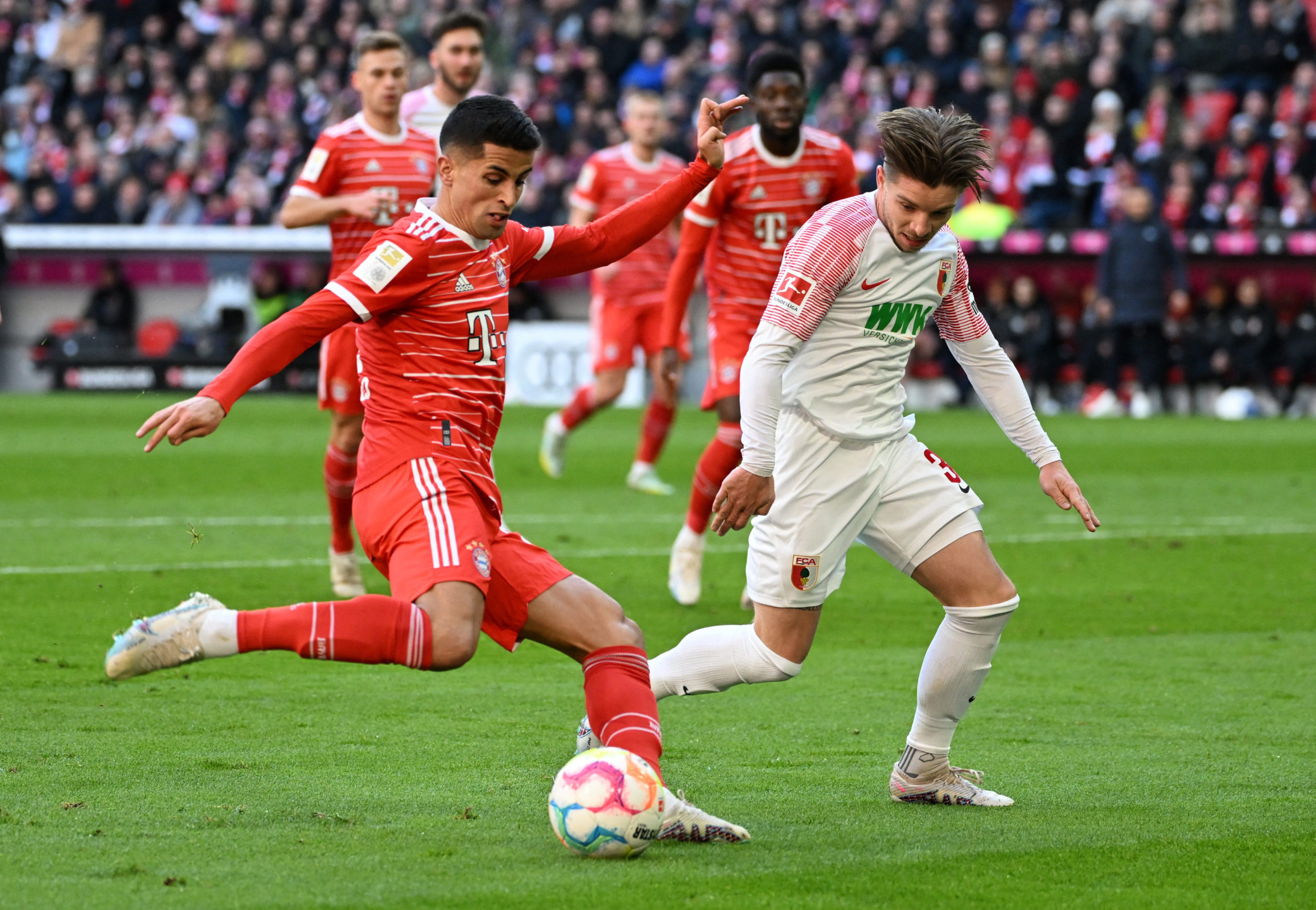 Bayern Munich vs Augsburg (21:30 &#8211; 11/03) | Xem lại trận đấu