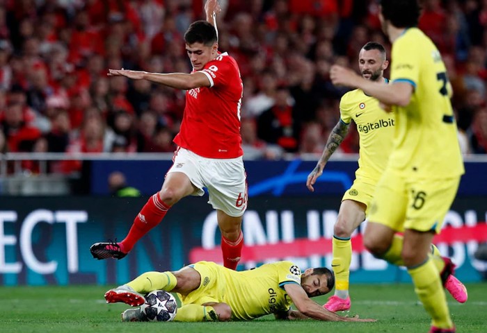 Benfica vs Inter Milan (02:00 &#8211; 12/04) | Xem lại trận đấu