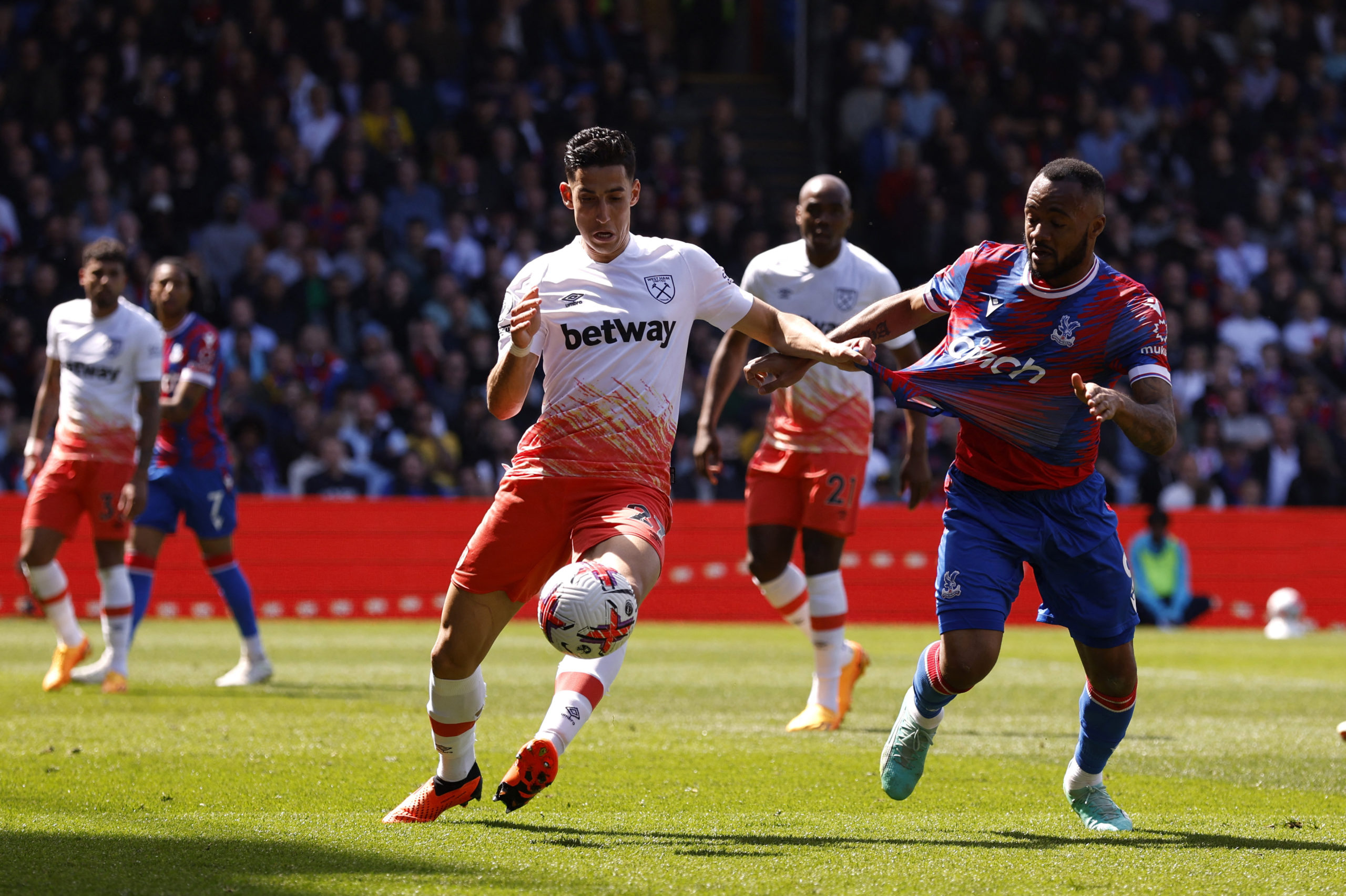 Crystal Palace vs West Ham (18:30 &#8211; 29/04) | Xem lại trận đấu