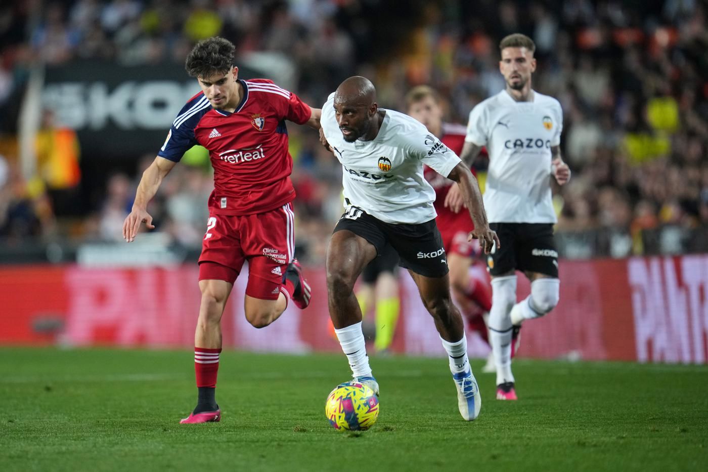 Valencia vs Rayo Vallecano (02:00 &#8211; 04/04) | Xem lại trận đấu