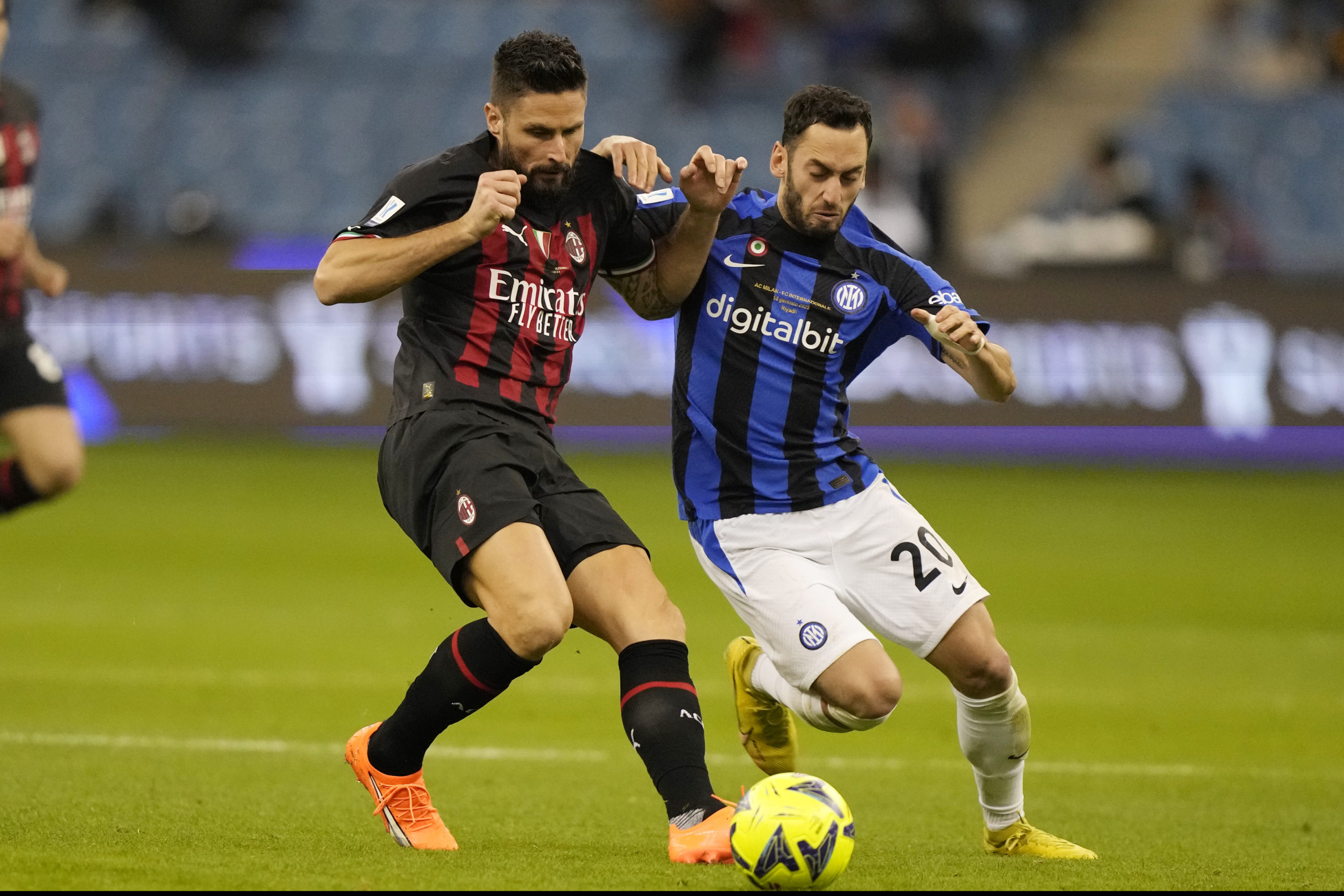 AC Milan vs Inter Milan (02:00 &#8211; 11/05) | Xem lại trận đấu