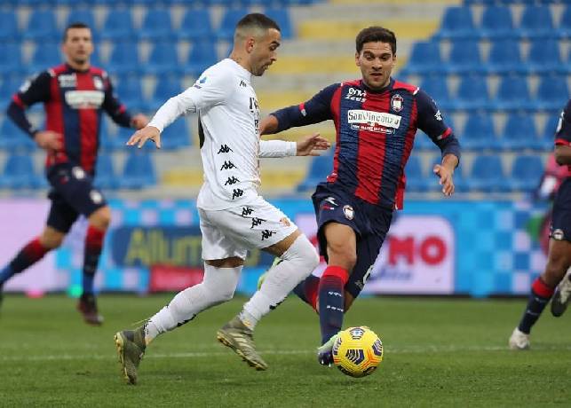 Cremonese vs Crotone (22:45 &#8211; 14/08) | Xem lại trận đấu
