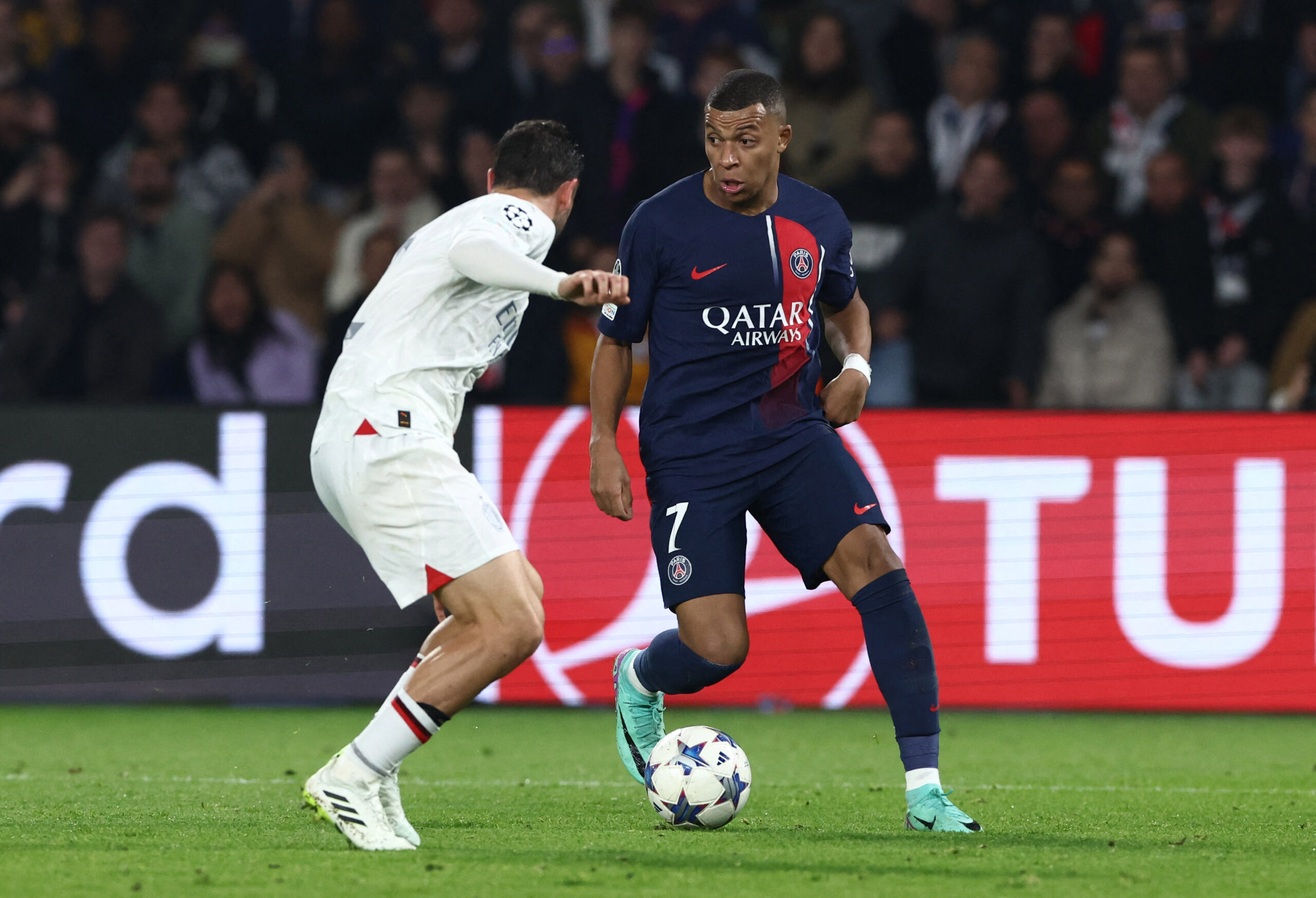 PSG vs AC Milan (02:00 &#8211; 26/10) | Xem lại trận đấu