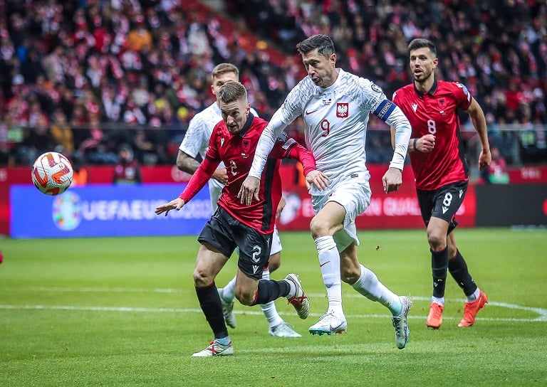 Faroe Islands vs Ba Lan (01:45 &#8211; 13/10) | Xem lại trận đấu