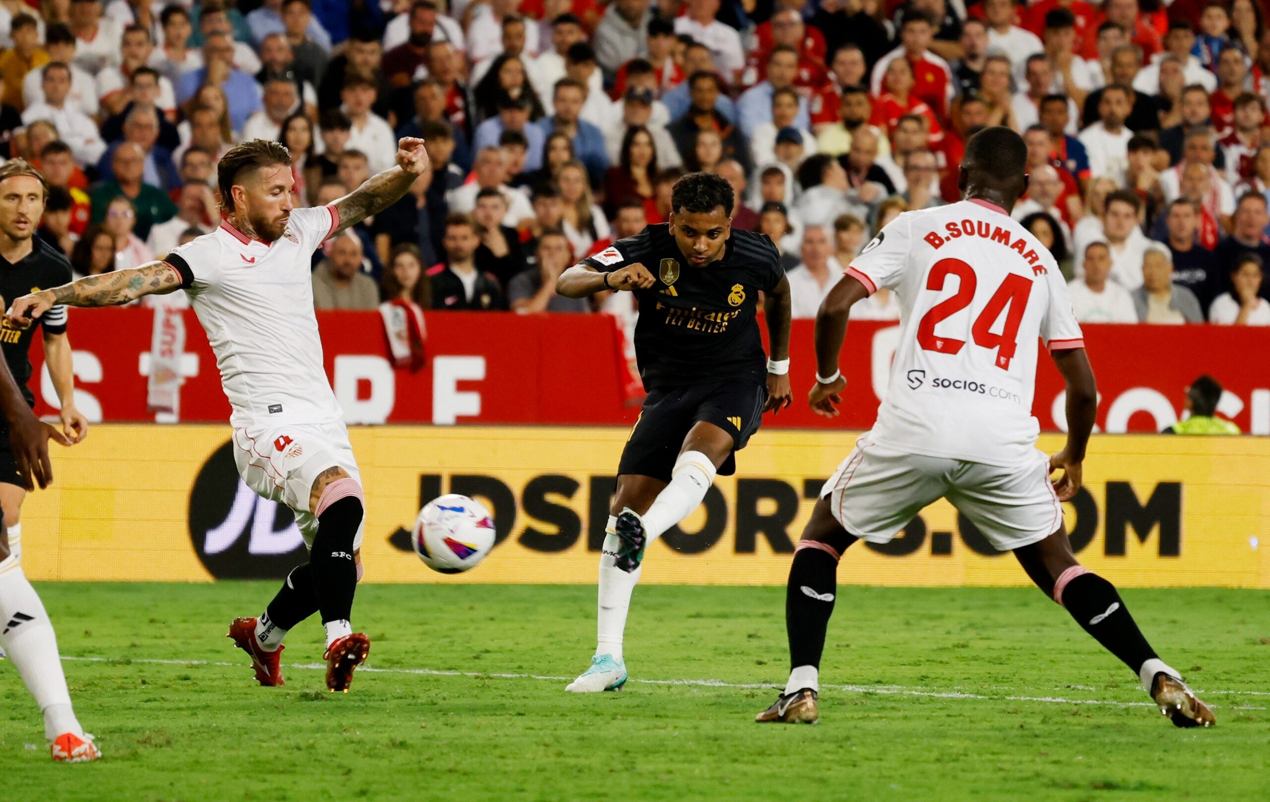 Nhận định soi kèo Real Madrid vs Sevilla 22h15 ngày 22/12/2024