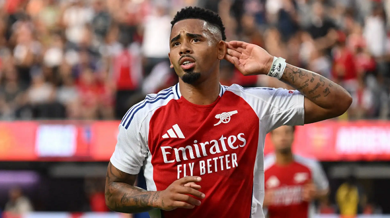 Gabriel Jesus nên tiếp tục gắn bó với Arsenal hay tìm bến đỗ mới?