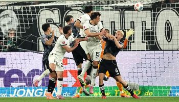 B. Monchengladbach vs Eintracht Frankfurt (23:30 – 27/09) | Xem lại trận đấu