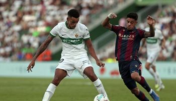 Elche vs Levante (00:30 – 30/08) | Xem lại trận đấu