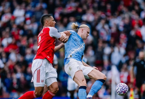 Arteta dưới áp lực chỉ trích sau trận hòa Man City