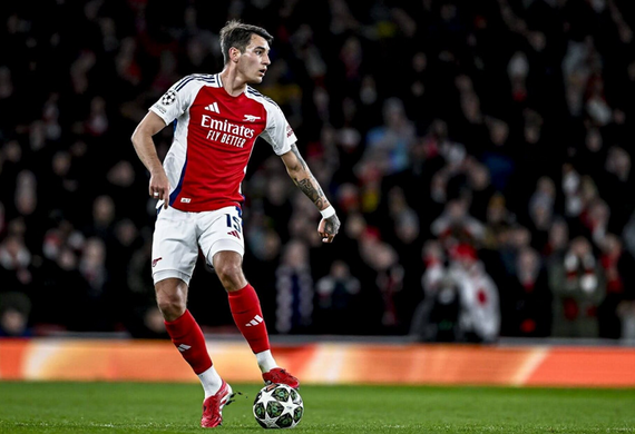 NÓNG: Porto trở lại bàn đàm phán vụ Jakub Kiwior