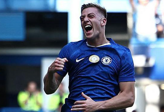 Chelsea thở phào khi Liam Delap không cần lên bàn mổ, hẹn ngày trở lại vào tháng 11