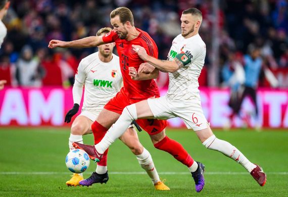 Nhận định soi kèo Augsburg vs Bayern lúc 23h30 ngày 30/8/2025