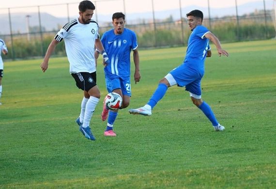 Nhận định soi kèo Bursa Yildırımspor vs Altay lúc 19h00 ngày 2/9/2025