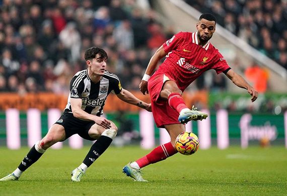 Nhận định soi kèo Newcastle vs Liverpool lúc 2h00 ngày 26/8/2025